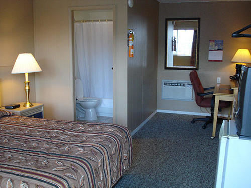 Bulkley Valley Motel New Hazelton Exteriör bild